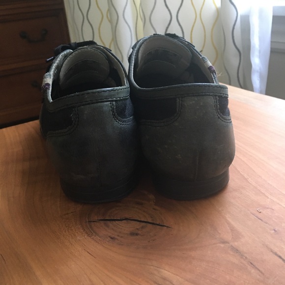 Black lace up flats - Picture 5 of 7